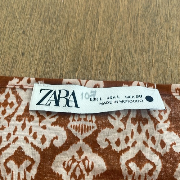 Zara gorgeous L skirt unfolds to fit with bow on side terracota and blue colors - Picture 3 of 4